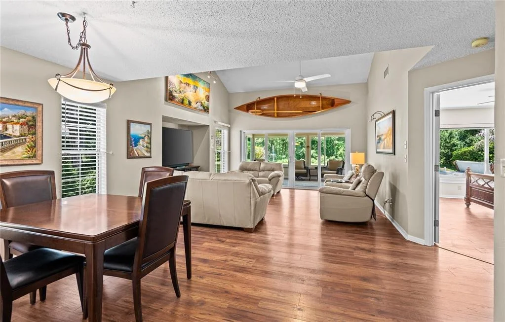 Photo of 254 GLENBRIAR CIRCLE