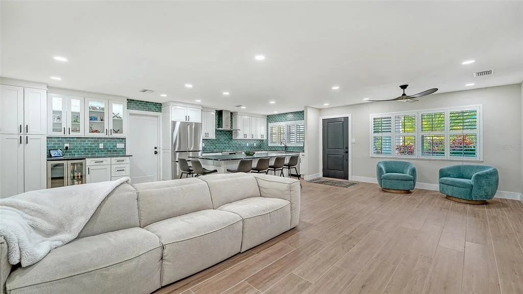 Photo of 602 BUTTONWOOD DRIVE