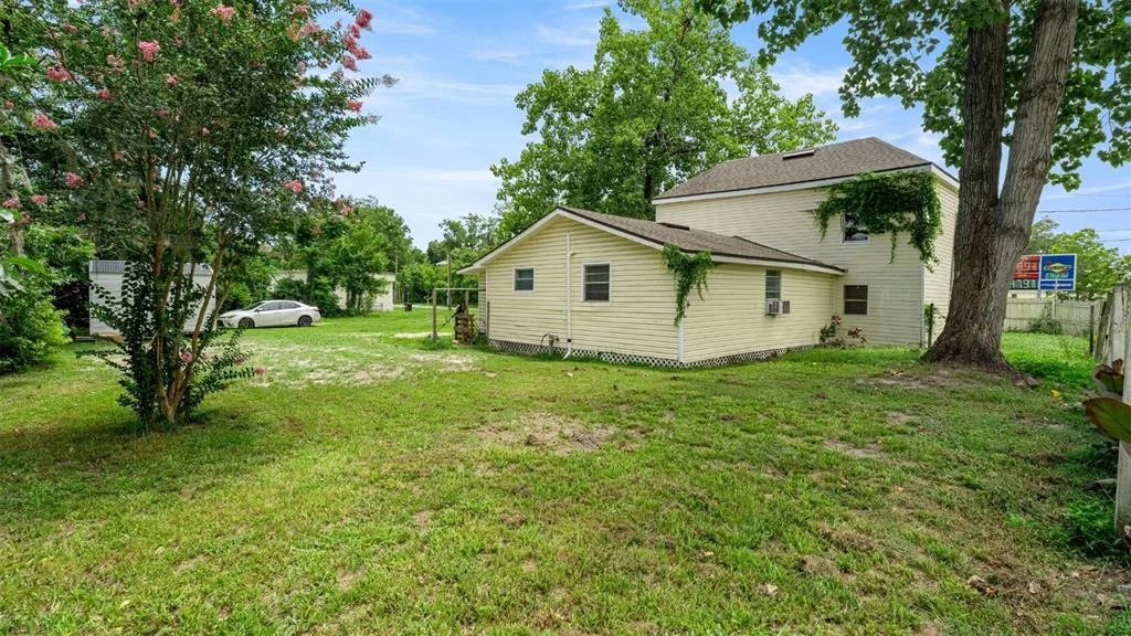 Photo of 10107 S DIVISION AVENUE