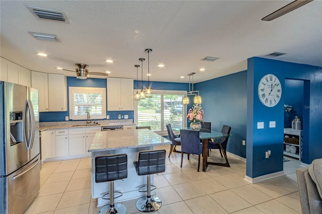 Photo of 6526 LYNN ROAD