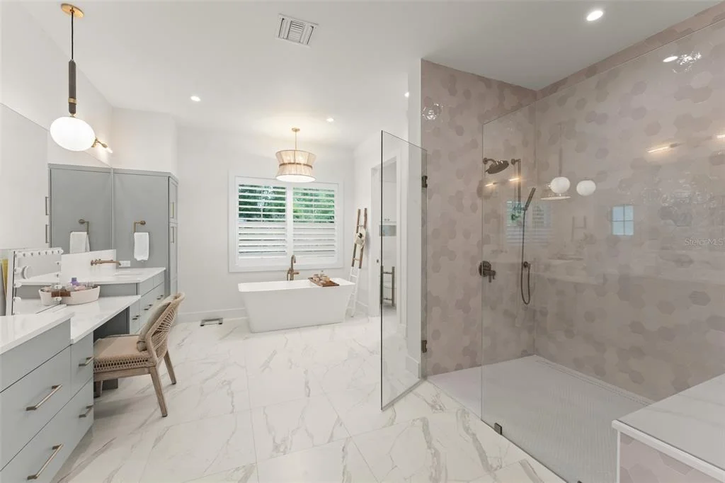 Photo of 13542 SUNSET LAKES CIRCLE