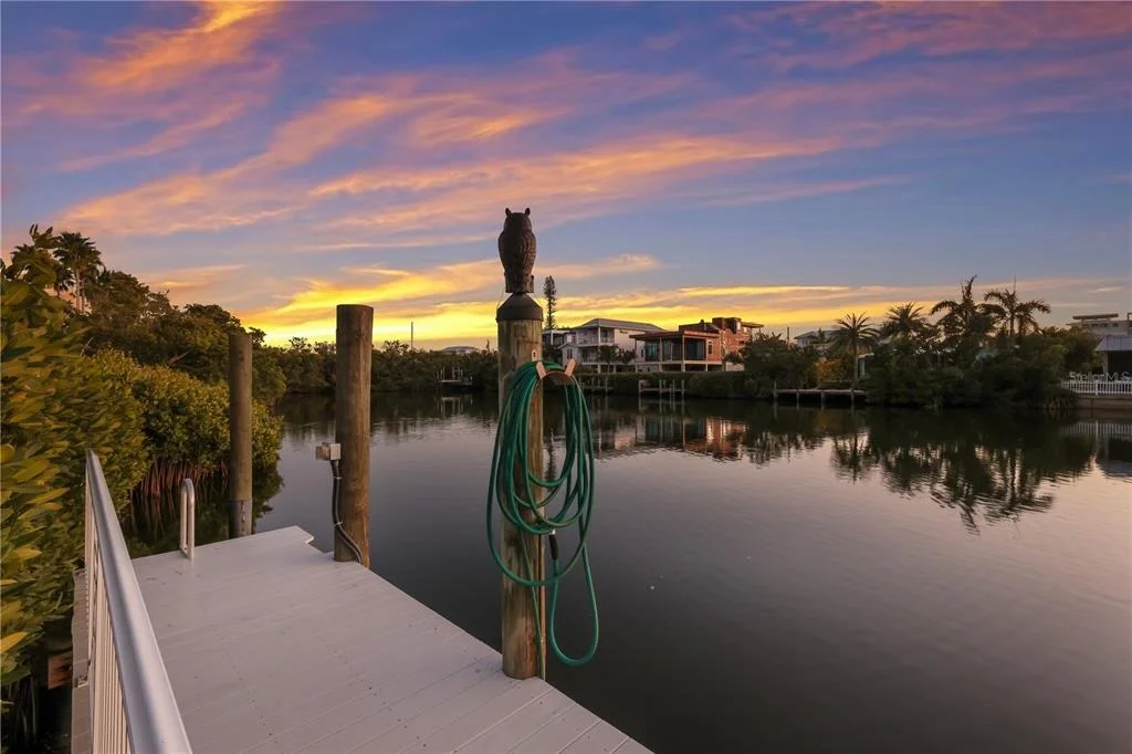 Photo of 313 HAMMOCK CIRCLE