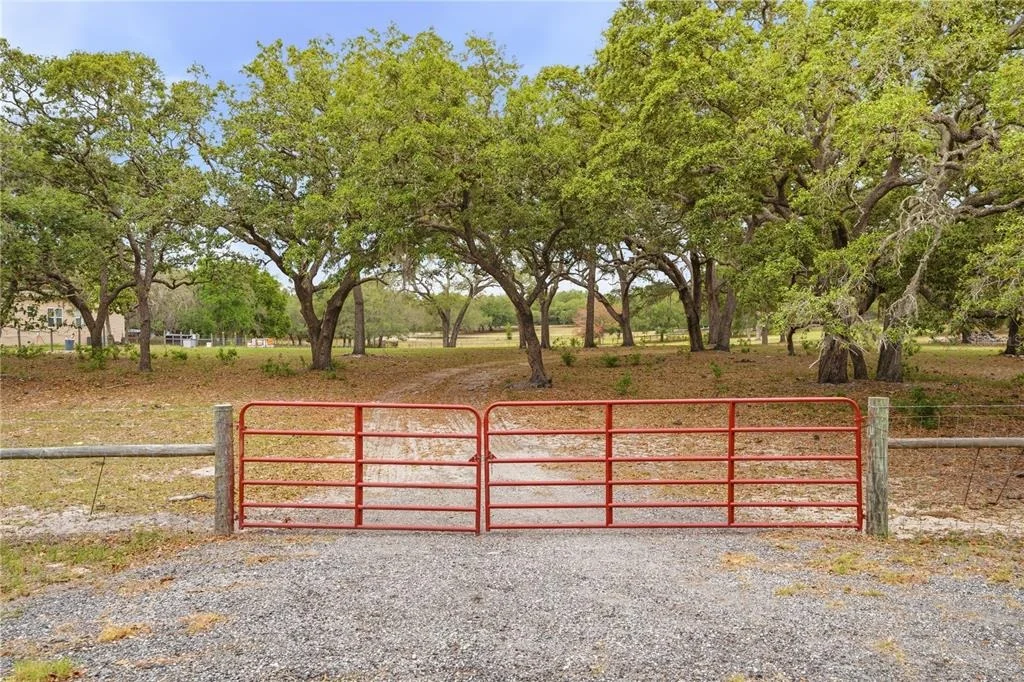 Photo of 14405 AMY LANE