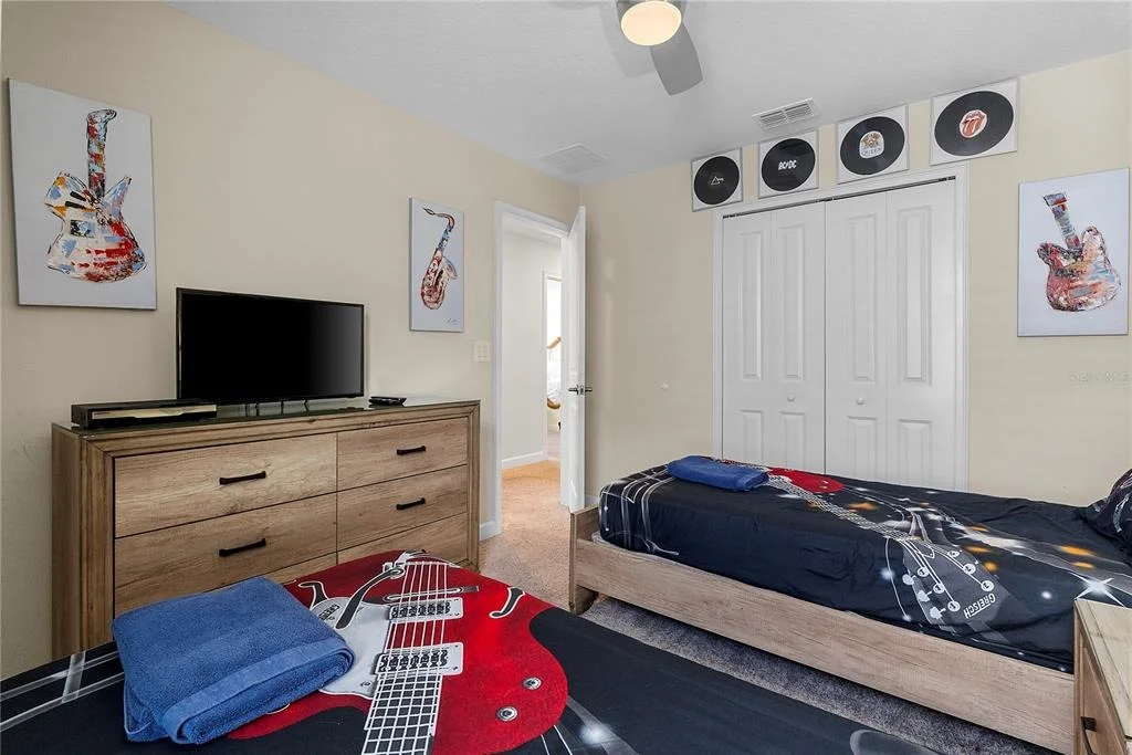 Photo of 1559 FLANGE DRIVE