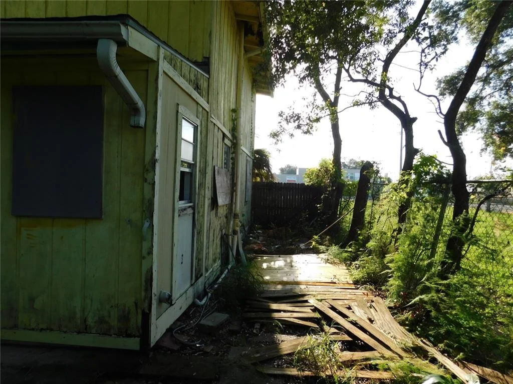 Photo of 911 12TH AVENUE W