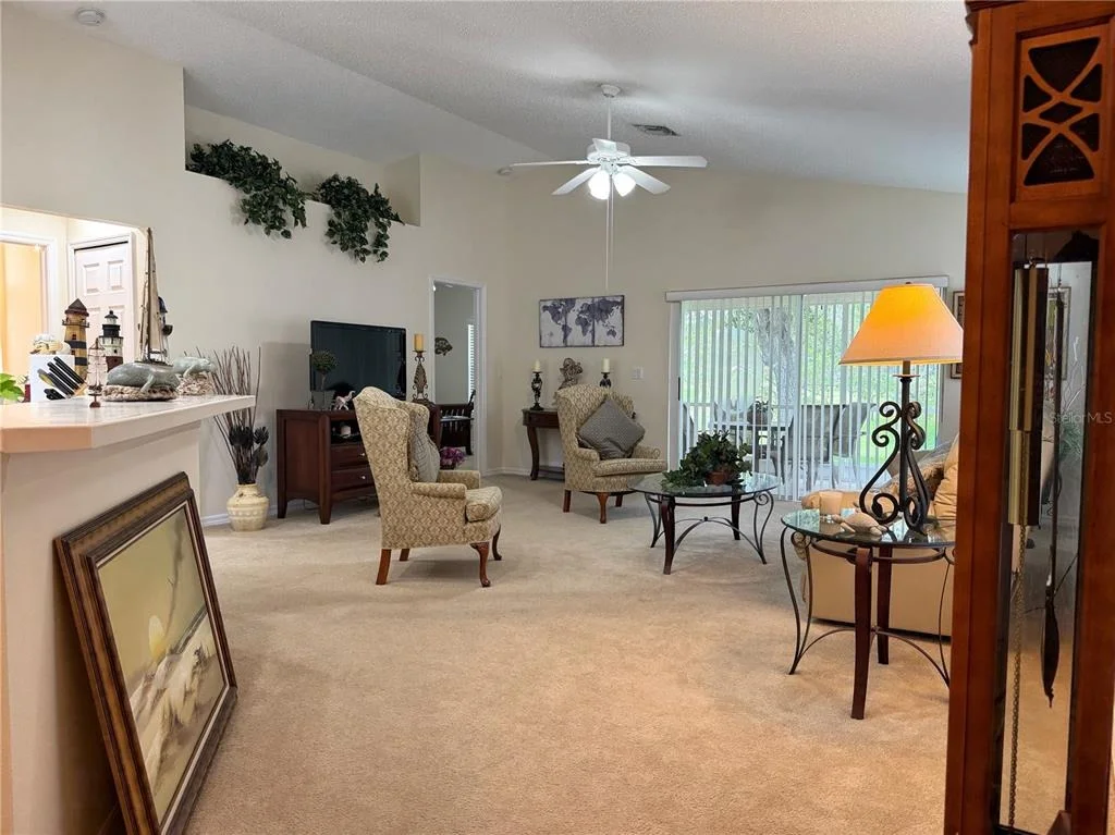 Photo of 259 CENTER OAK CIRCLE
