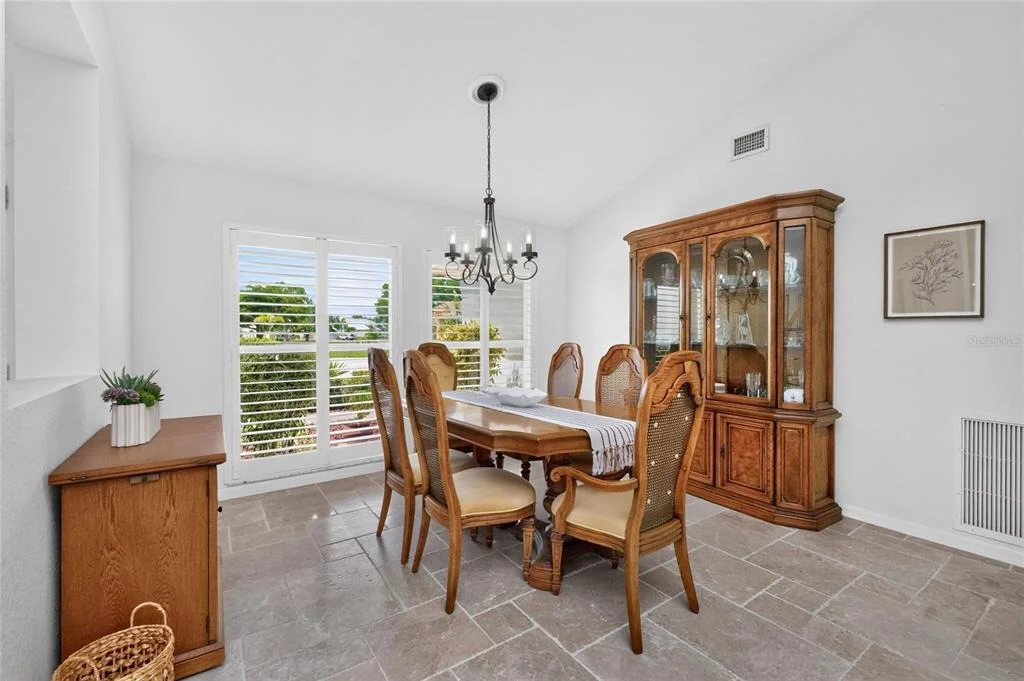 Photo of 6011 KEY LARGO CIRCLE