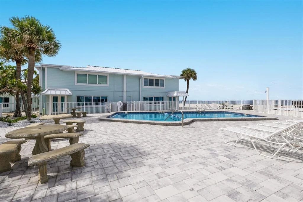Photo of Unit 5C at 320 GULF BOULEVARD