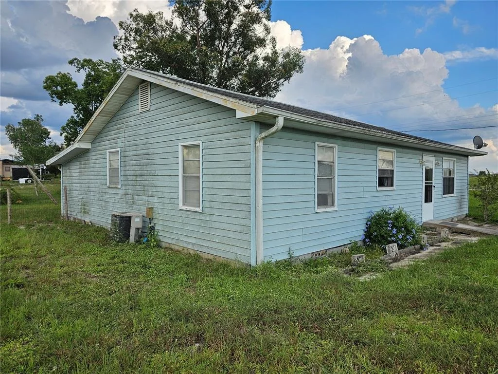 Photo of 320 COUNTY ROAD 619