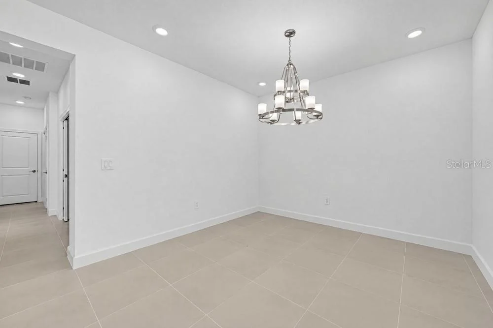 Photo of 11275 SILVER TRUMPET LOOP