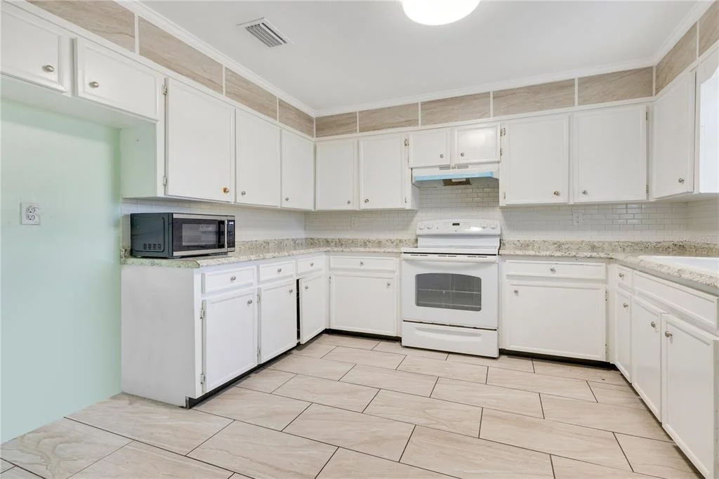 Photo of 4550 CHANDLER ROAD