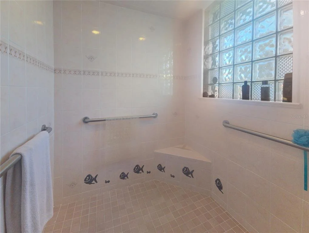 Photo of 77 HICKORY LOOP