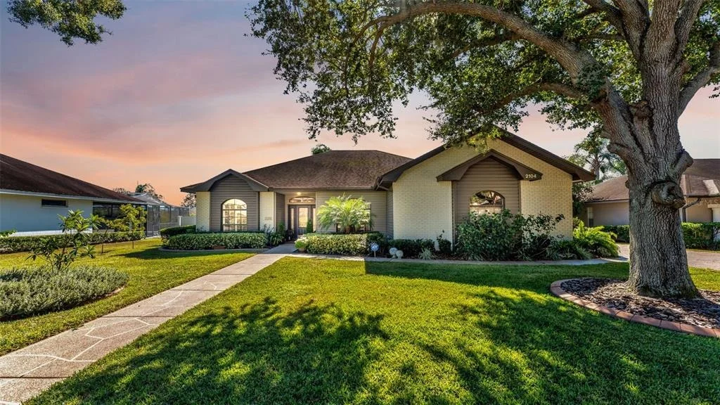 Photo of 2104 LONGLEAF CIRCLE