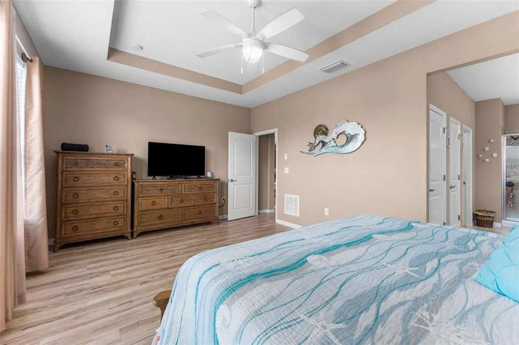 Photo of 5662 NW 40TH PL