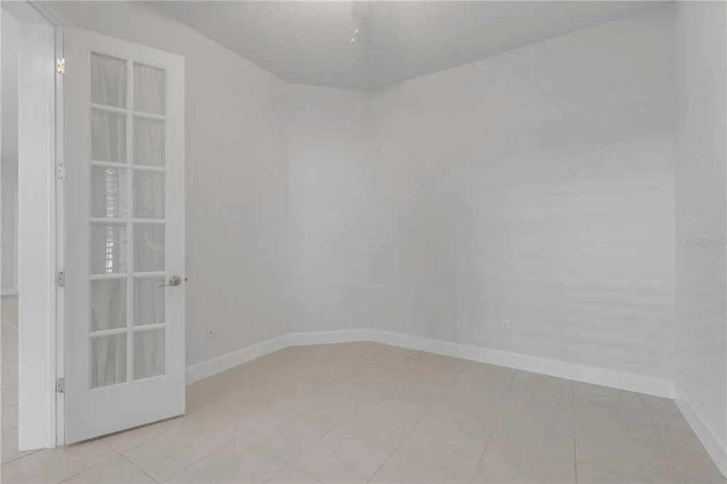 Photo of 844 PINEWOOD DRIVE