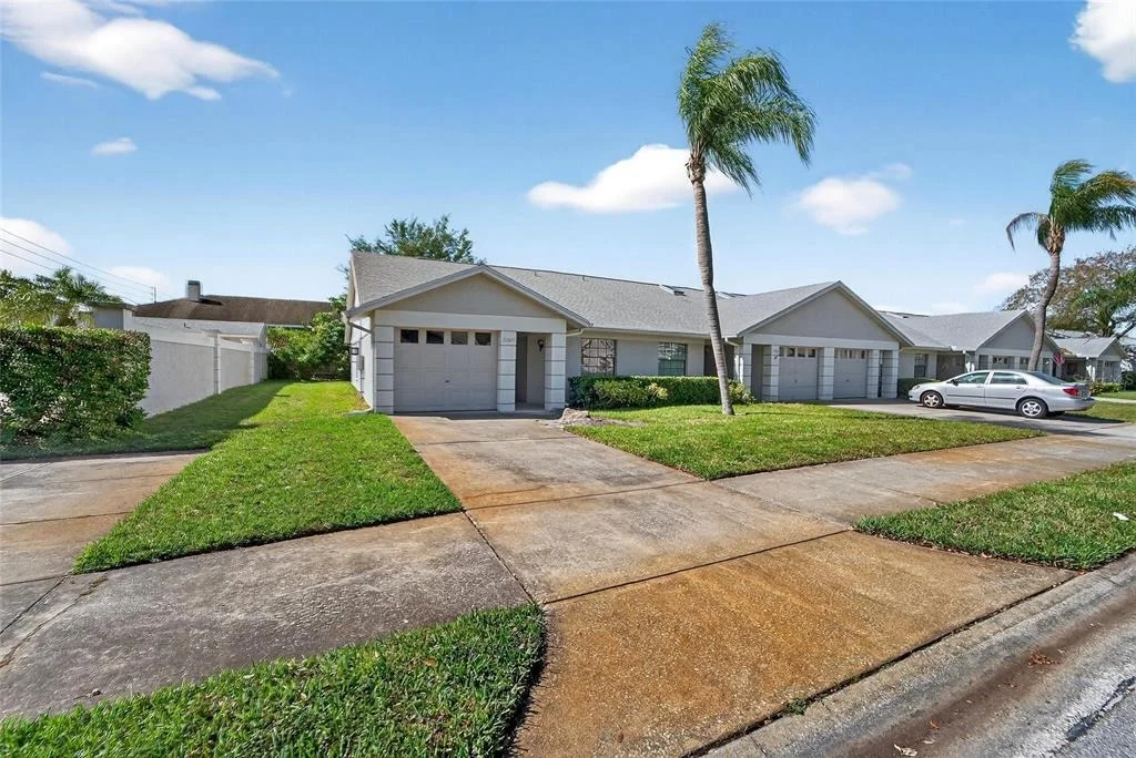 Photo of 2369 BEVERLY DRIVE