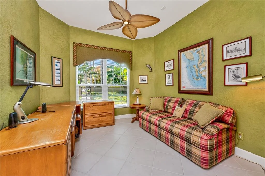 Photo of 3337 SUNSET KEY CIRCLE