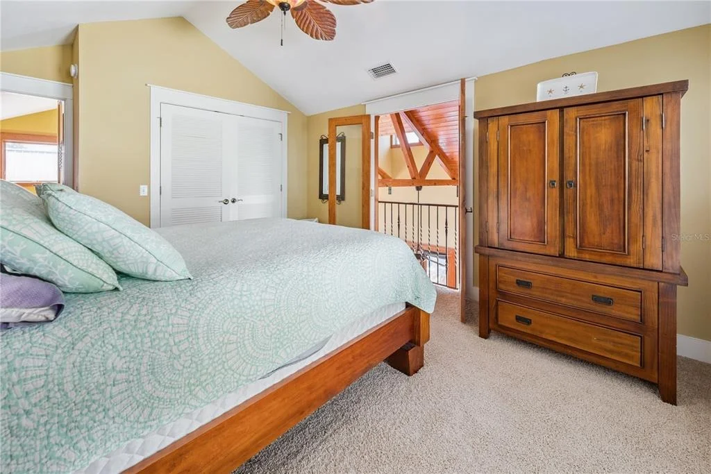 Photo of 1410 SE MAGNOLIA DRIVE