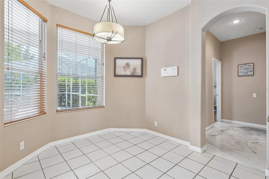 Photo of 1008 ROBINWOOD DRIVE