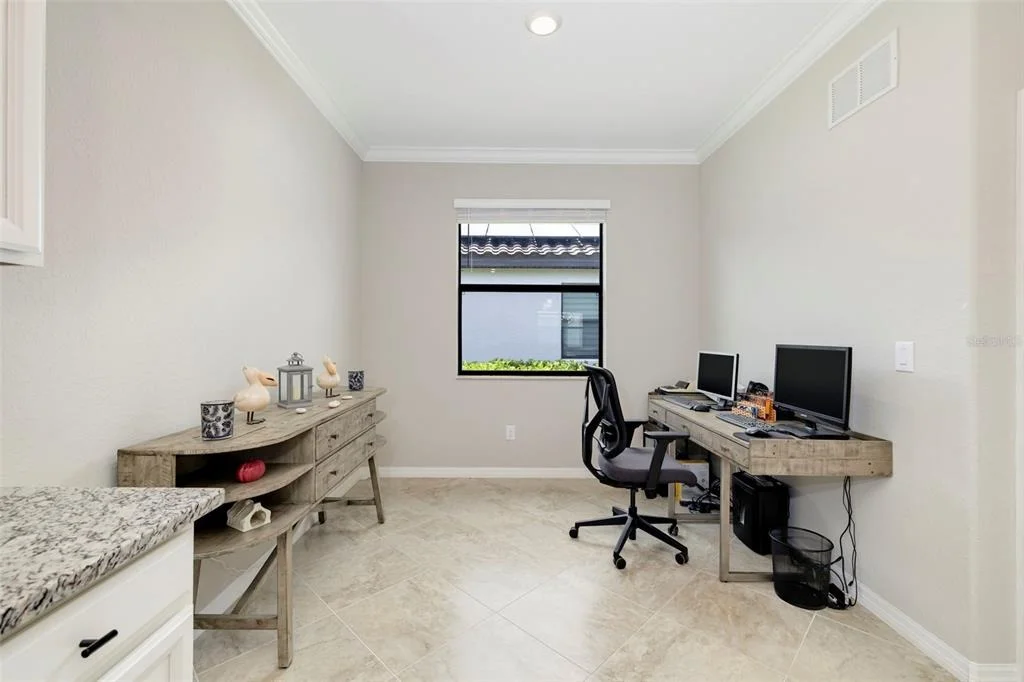 Photo of 17927 POLO TRAIL
