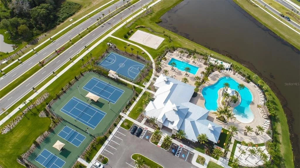 Photo of 6207 VOYAGERS PLACE