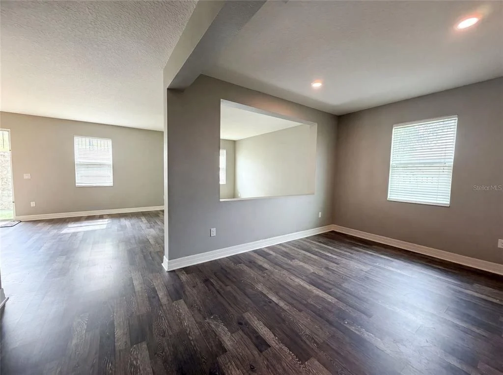 Photo of 10029 WEATHERS LOOP