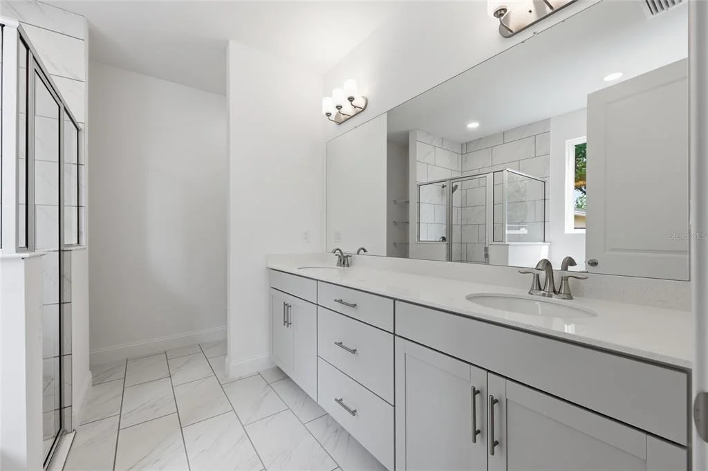 Photo of 14 PROSPECT LANE