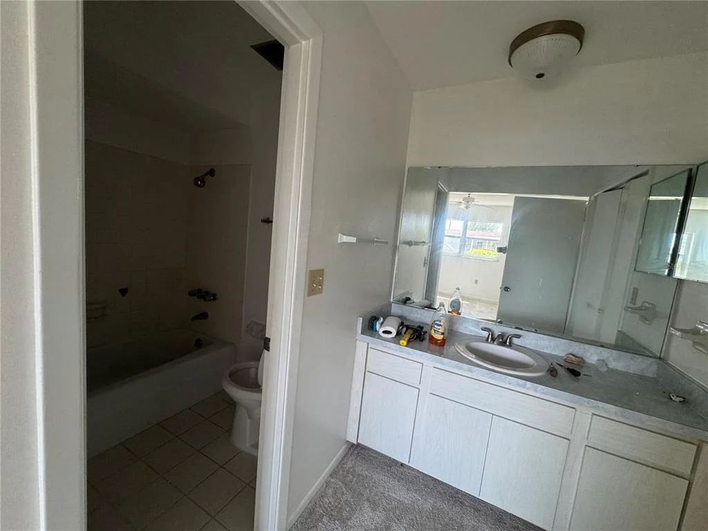 Photo of 652 PARK CIRCLE