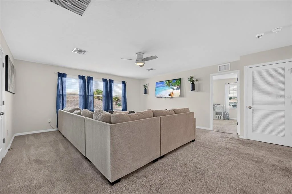 Photo of 6541 DEVESTA LOOP