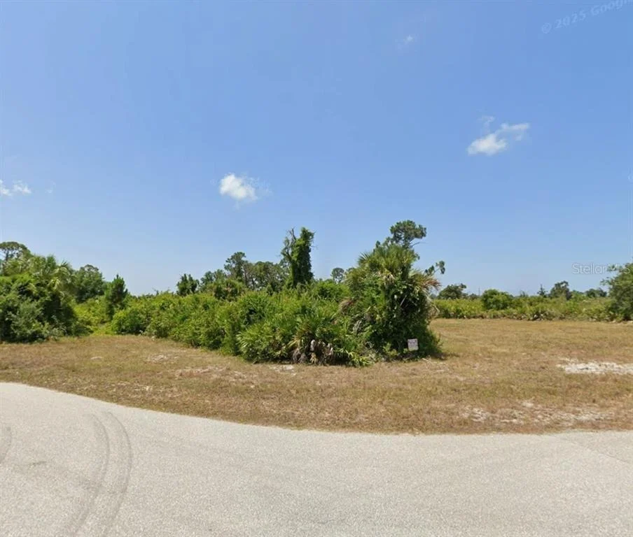 Photo of 35 WINDWARD LANE