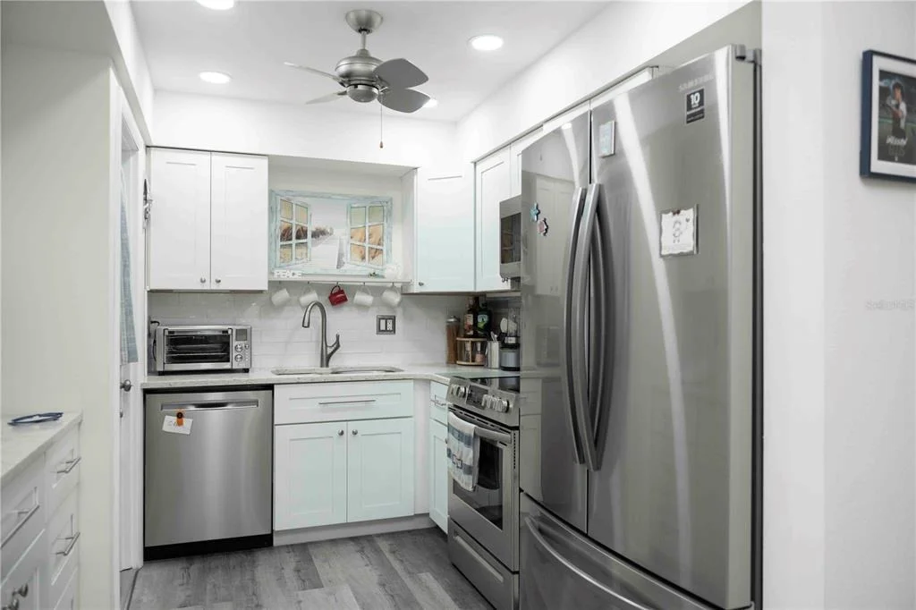 Photo of 6061 CORAL WAY
