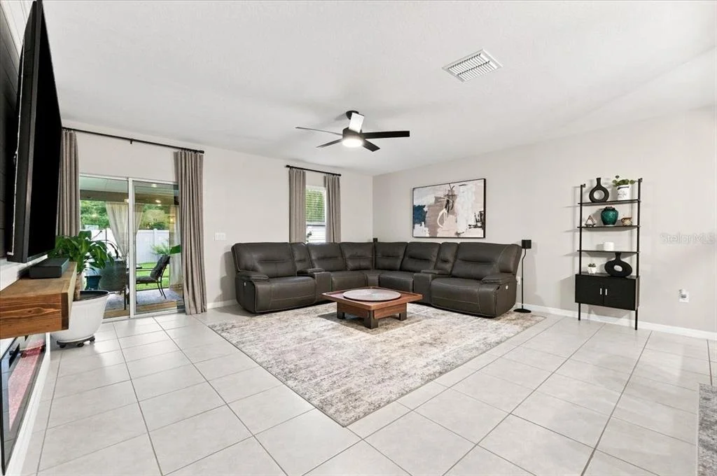 Photo of 1736 RED LOOP