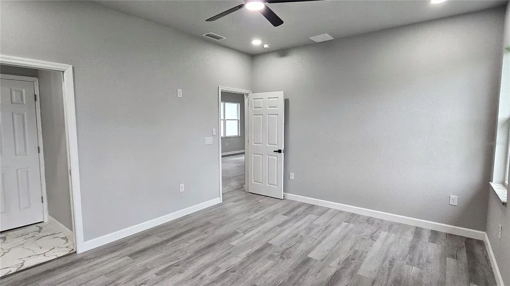 Photo of 4200 LEAF ROAD