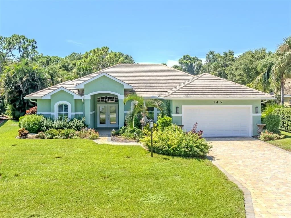 Photo of 143 WAYFOREST DRIVE