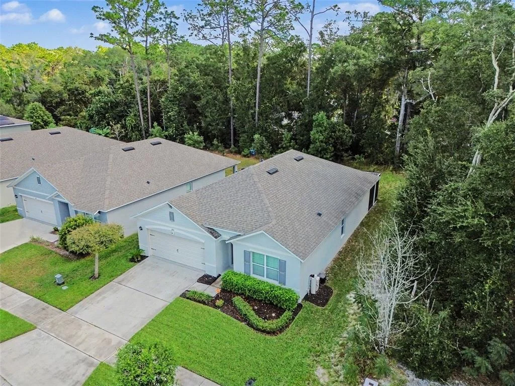 Photo of 323 CHARLES DRIVE
