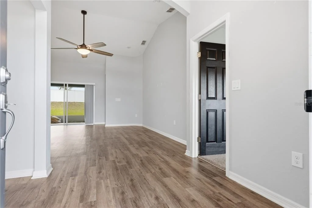 Photo of 185 CLOVERBROOK TRAIL