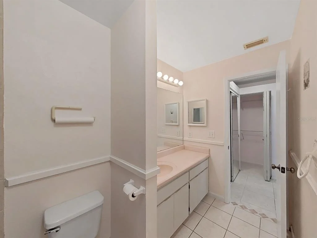 Photo of 726 STILLVIEW CIRCLE