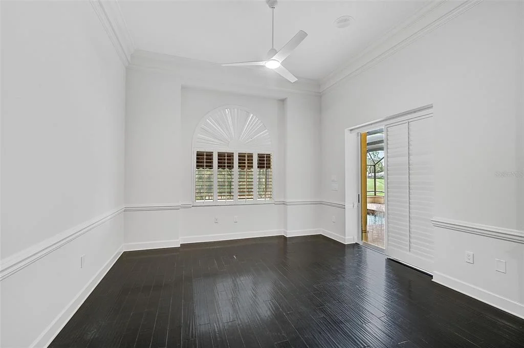 Photo of 909 MACEWEN DRIVE