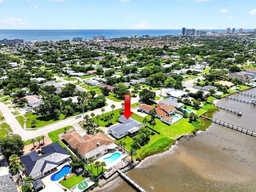 Photo of 448 RIVERSIDE DRIVE