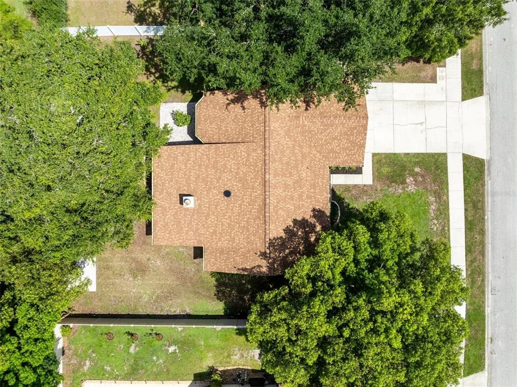 Photo of 910 WHISLER COURT