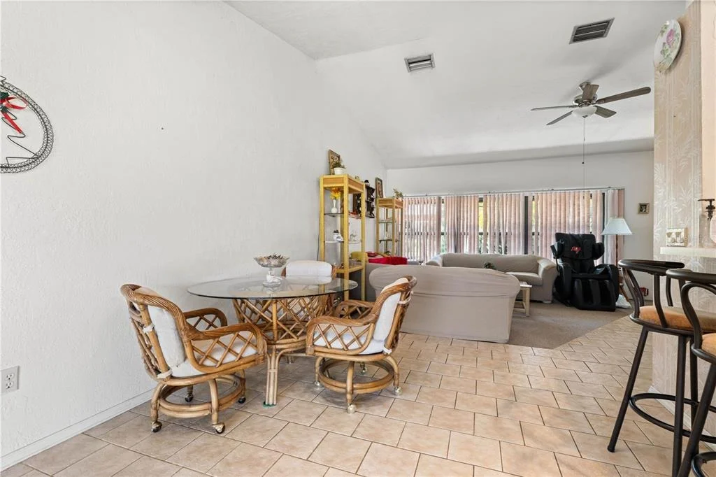 Photo of 2065 DUNCAN ROAD