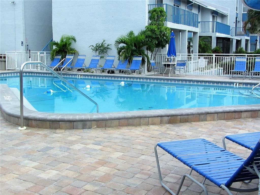 Photo of Unit H at 315 MEDALLION BOULEVARD