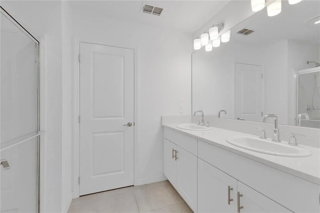 Photo of 557 PINK IBIS BEND