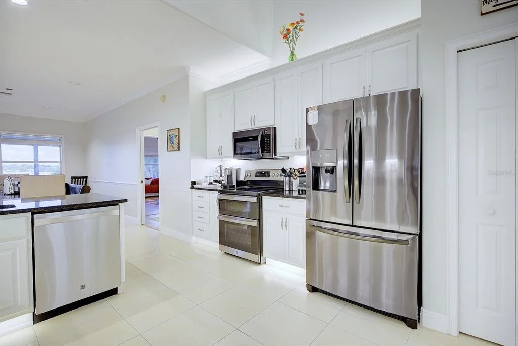 Photo of 492 SUNSET POINTE DRIVE