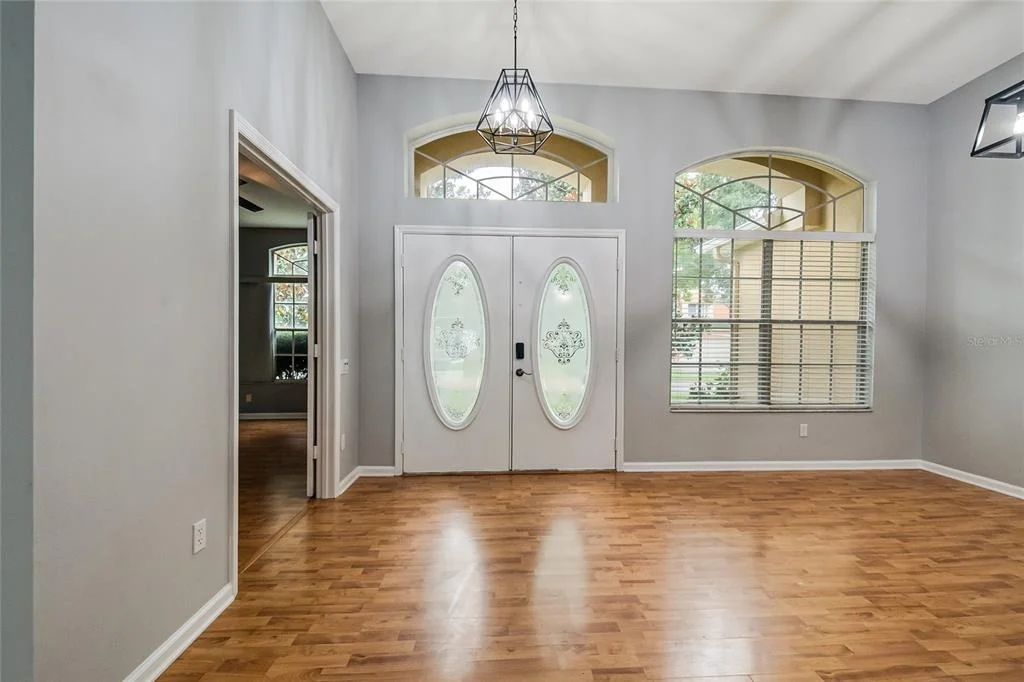 Photo of 116 OAK GROVE CIRCLE