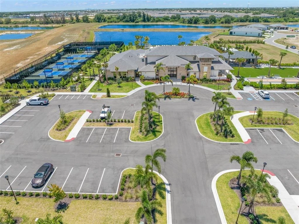Photo of 5828 WINDBREAK COURT