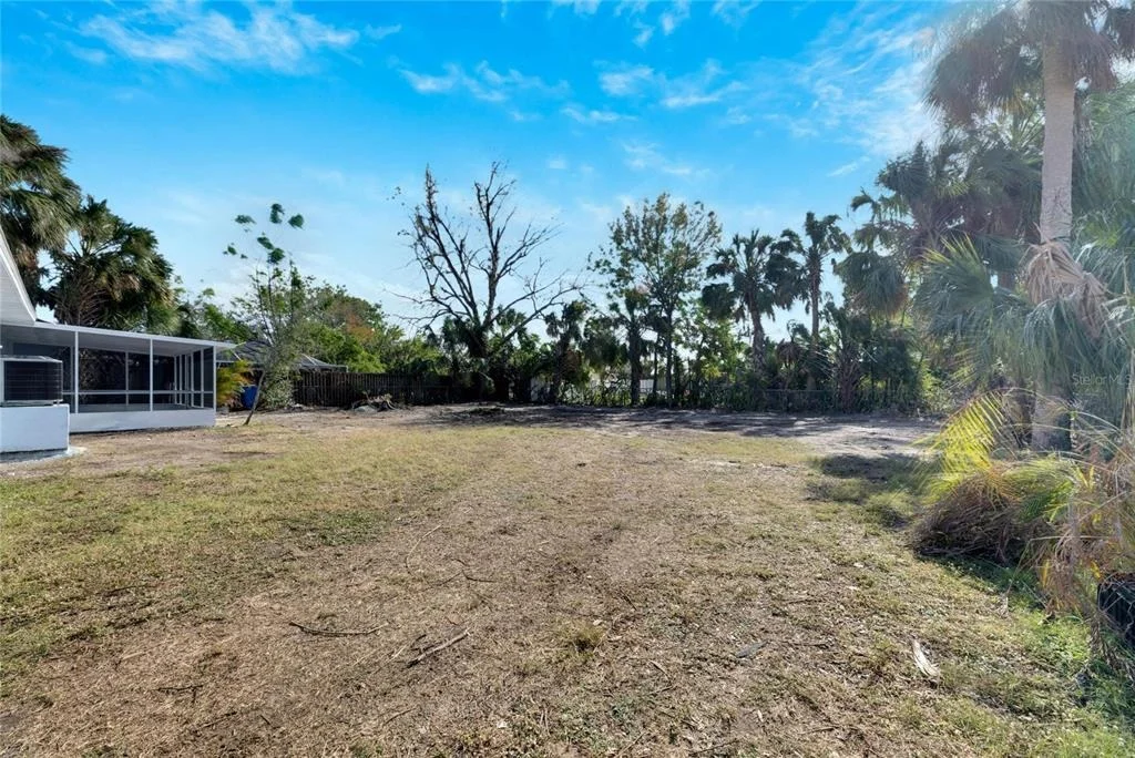 Photo of 660 FLAMINGO DRIVE