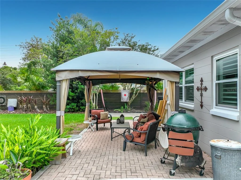 Photo of 2806 VINE STREET