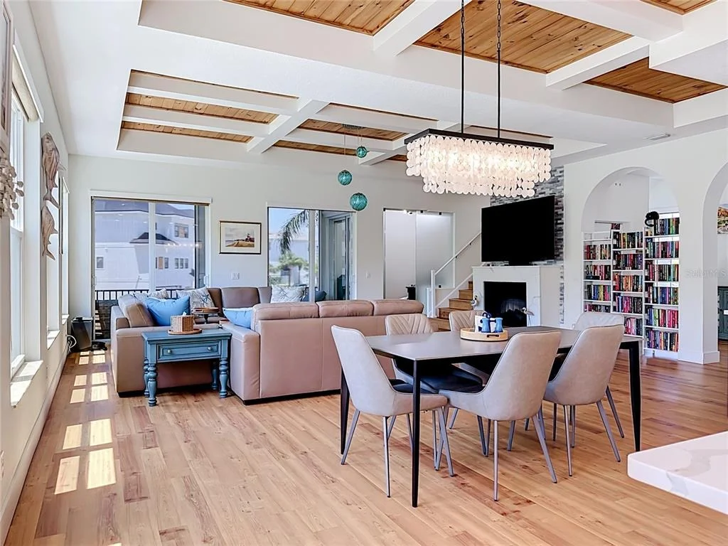 Photo of 6925 BOCHI CIRCLE
