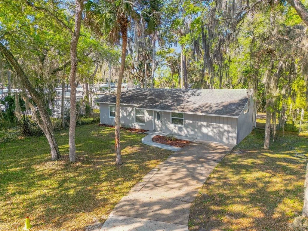 Photo of 420 PERDITA AVENUE